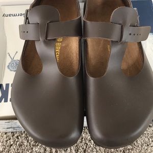 Birkenstock Paris Clog.Brand New with Box. Size 40